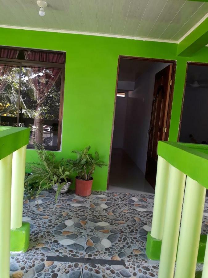 Cabinas El Muellecito Hotel Tortuguero Kültér fotó